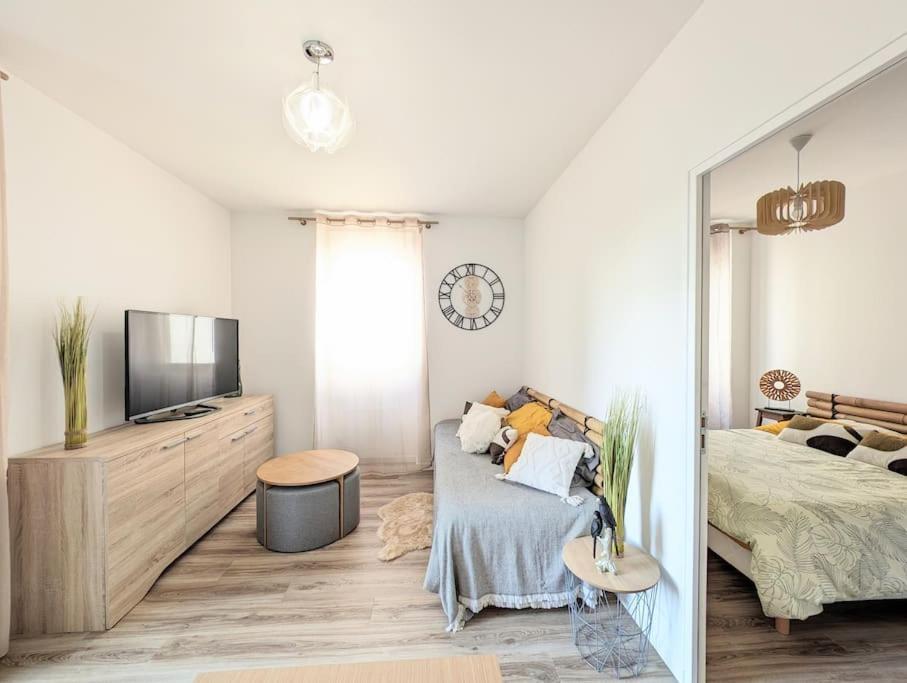 Et Commerces De - Appt 3 Personnes